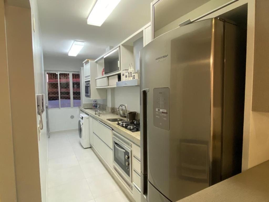 2 Dormitórios Próximo Mar Apartamento
